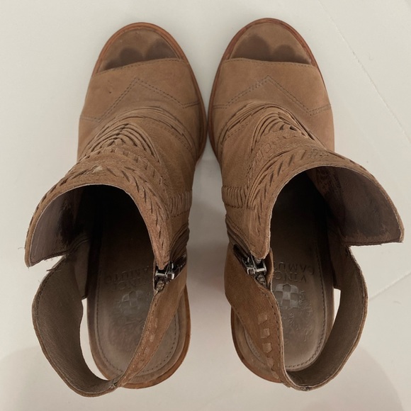 Vince Camuto peep toe wedge ankle boot - like new - Picture 5 of 6